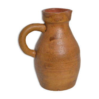 Rough sandstone decanter