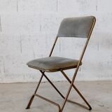 Folding velvet chair