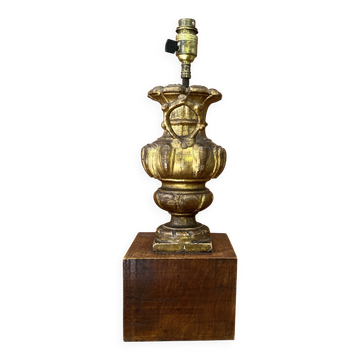 Lamp base