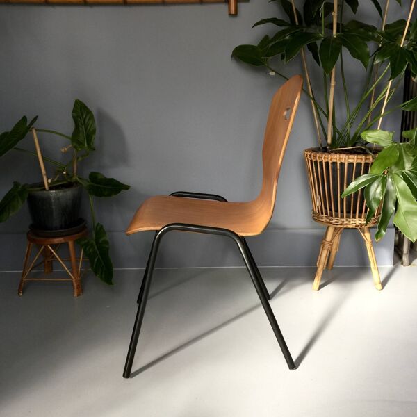Set de 6 chaises bois thermoformé et métal