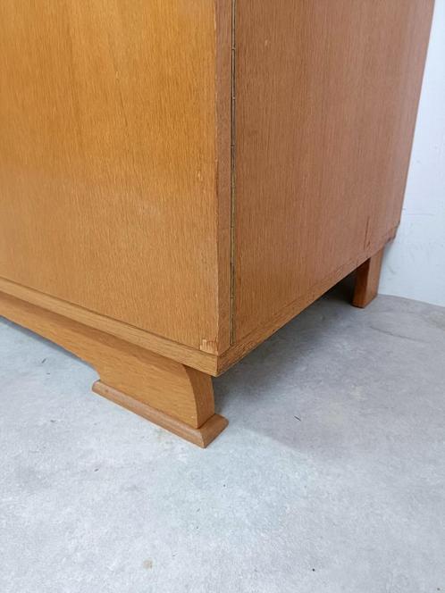 Vintage cabinet 60s in oak veneer