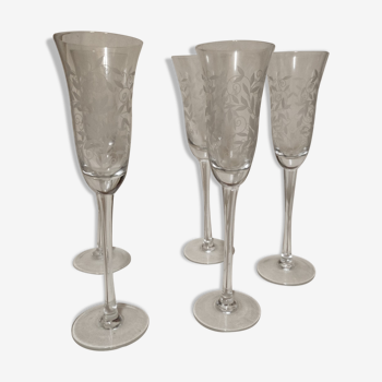 Flûtes à champagne en cristal gravé