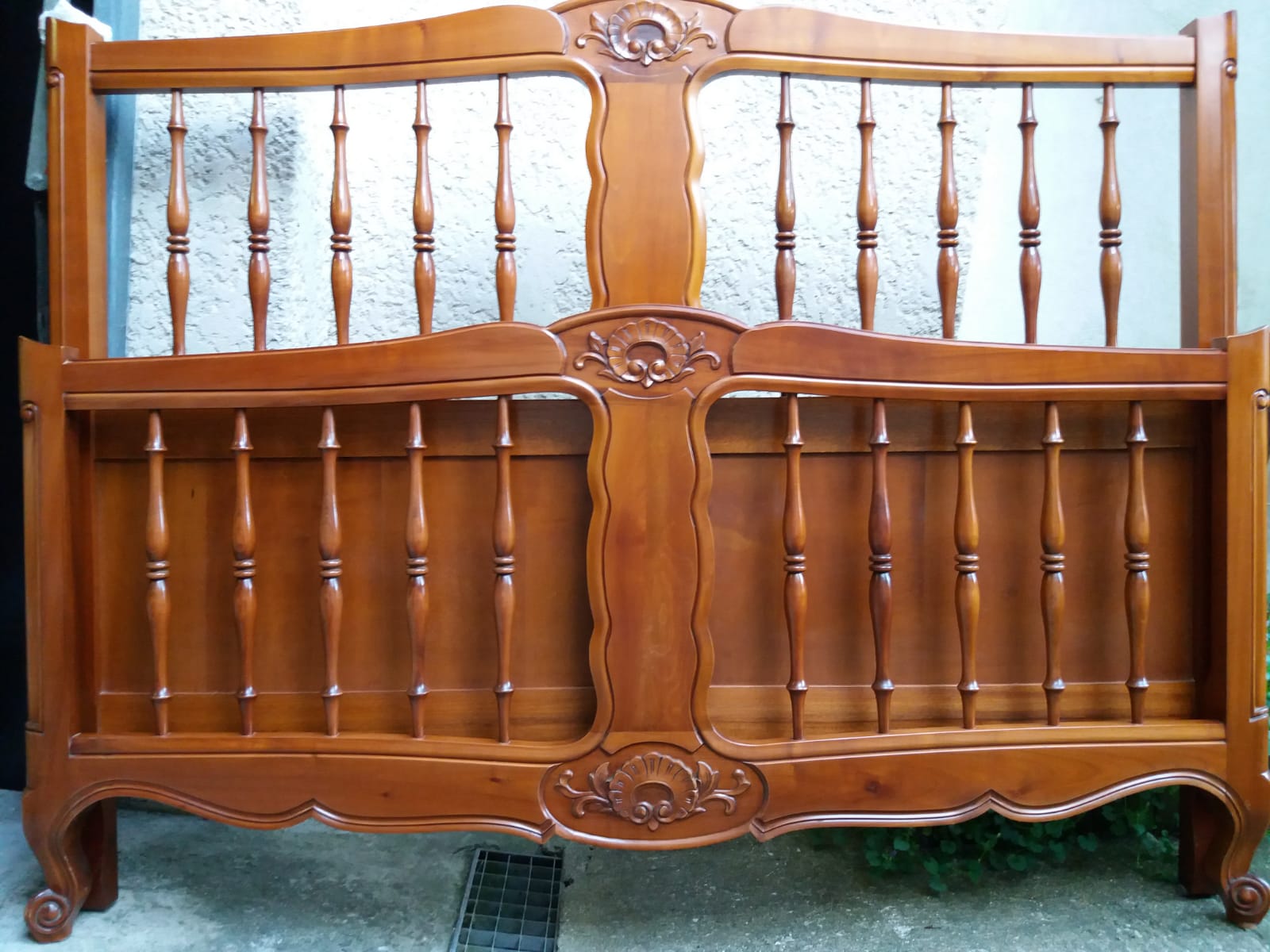 Cherry bed frame 140x190