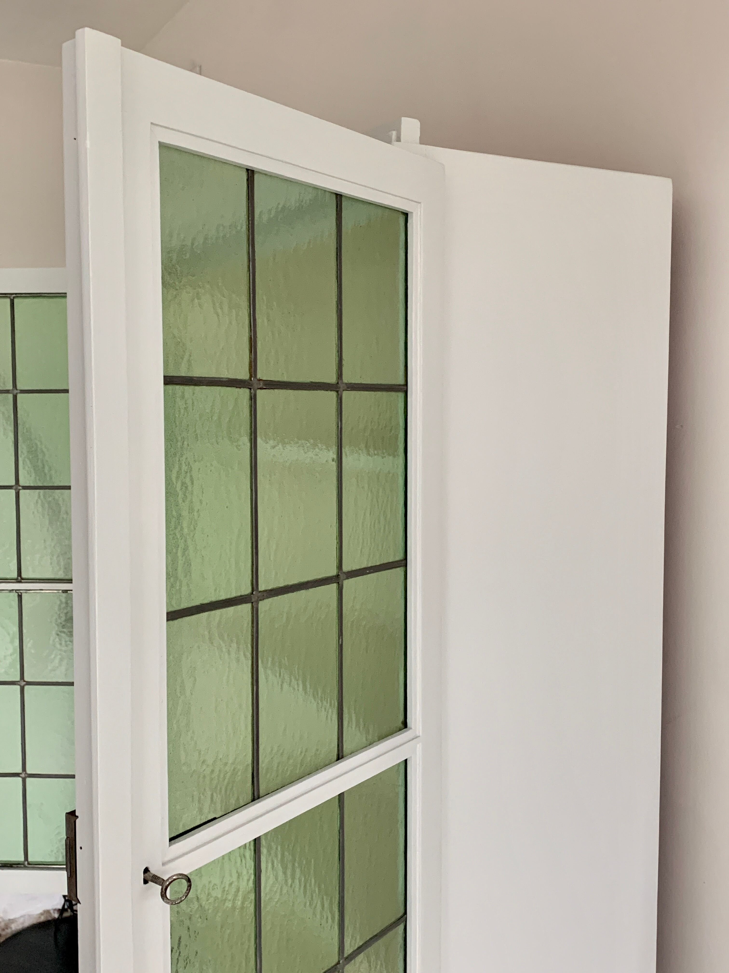 Wardrobe / antique showcase