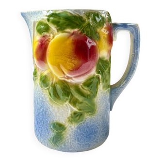 Jug for apple purée