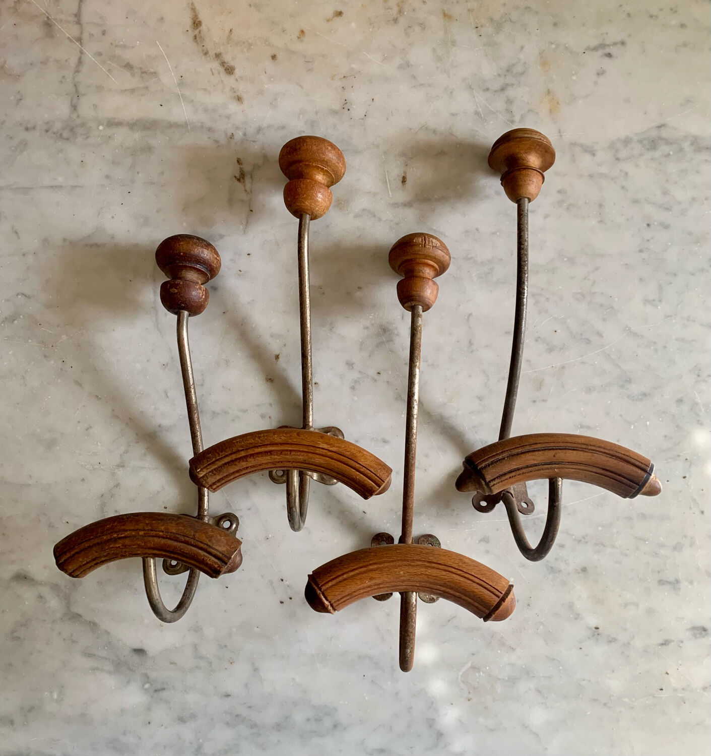 Set of 4 double hooks