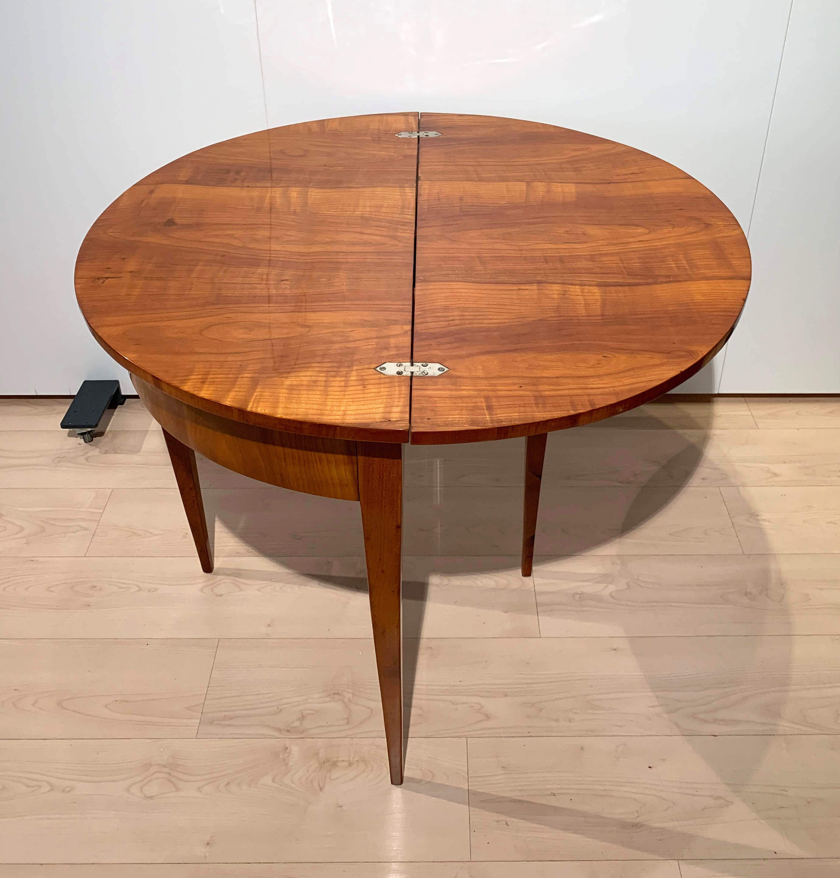 Biedermeier demi-lune fold-out table, cherry veneer, south germany, circa 1820