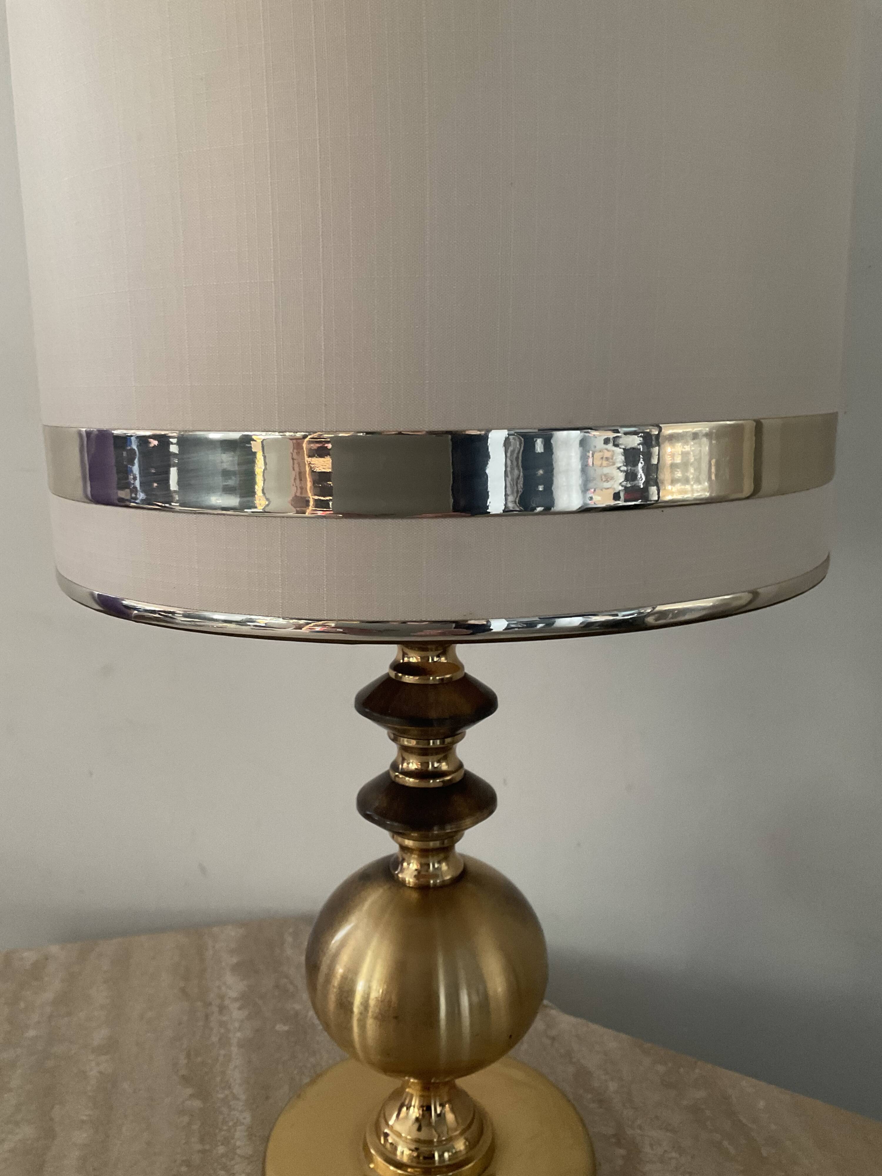 Lampe vintage en laiton des années 70