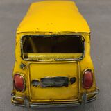 Maquette reproduction voiture ancienne mini cooper métal étain collection