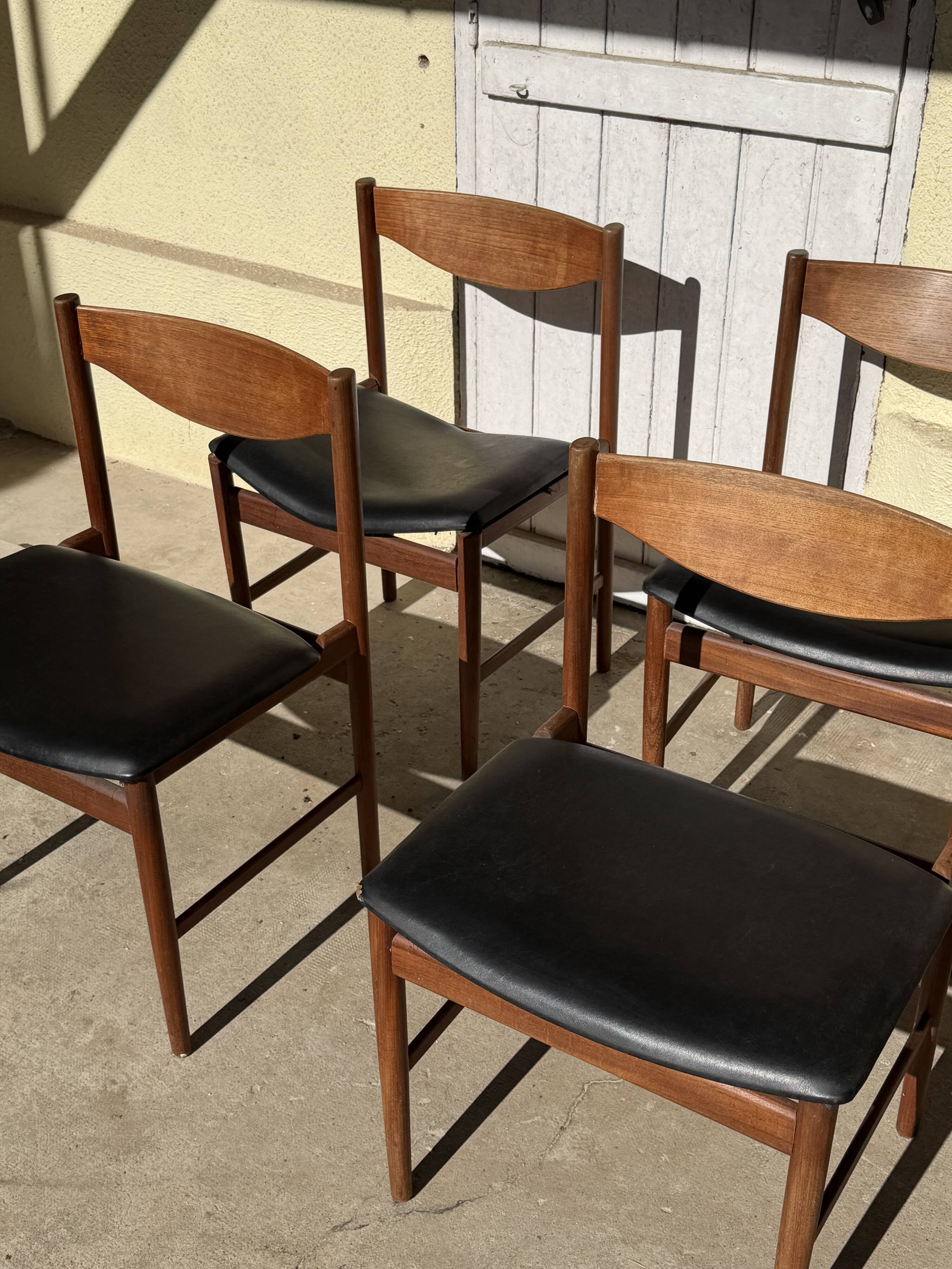Set of 6 chairs Brand Gplan Danish design Kofod Larsen