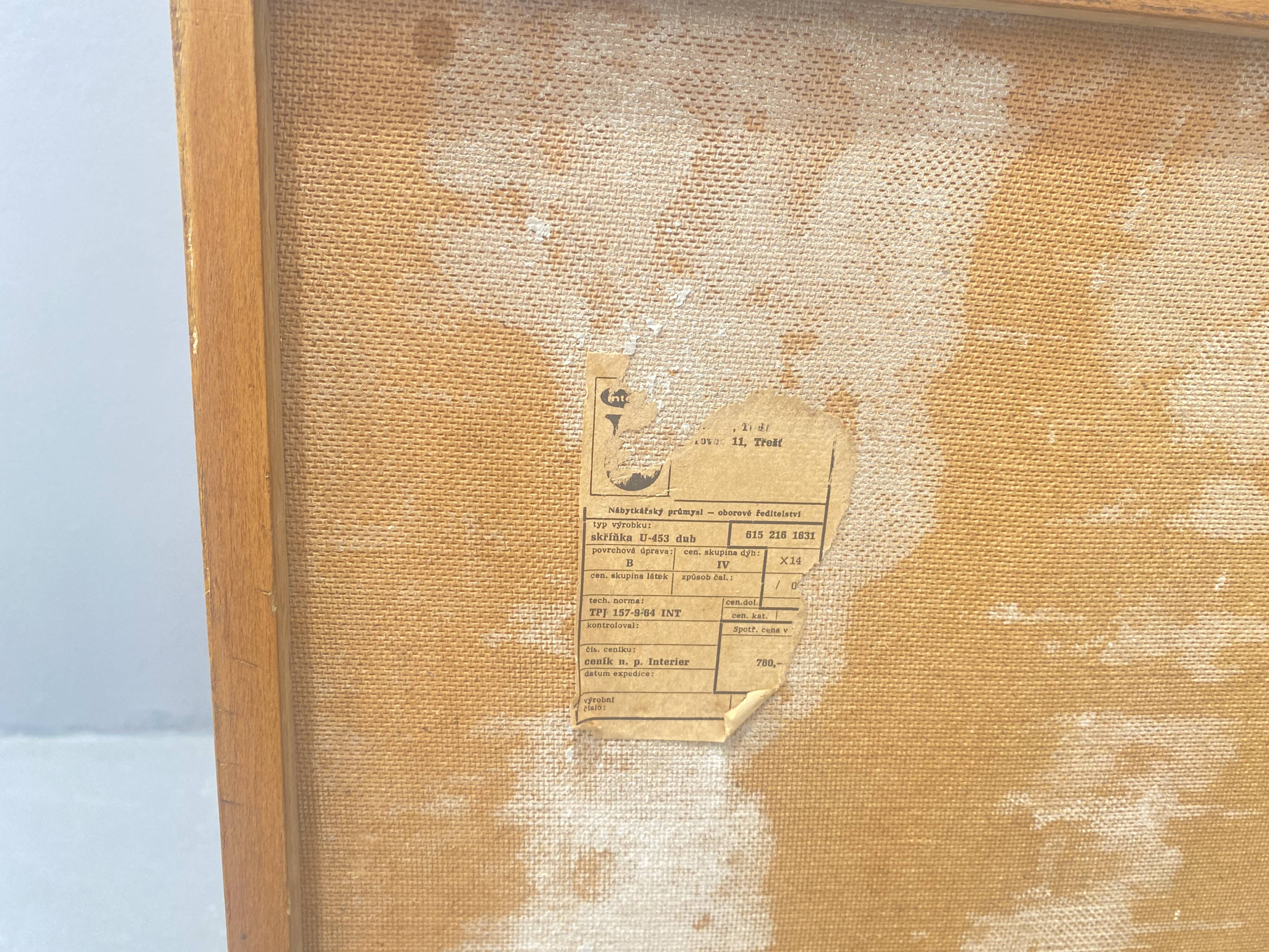 Commode du milieu du siècle n° U-453 de Jiri Jiroutek, Tchécoslovaquie, années 1960