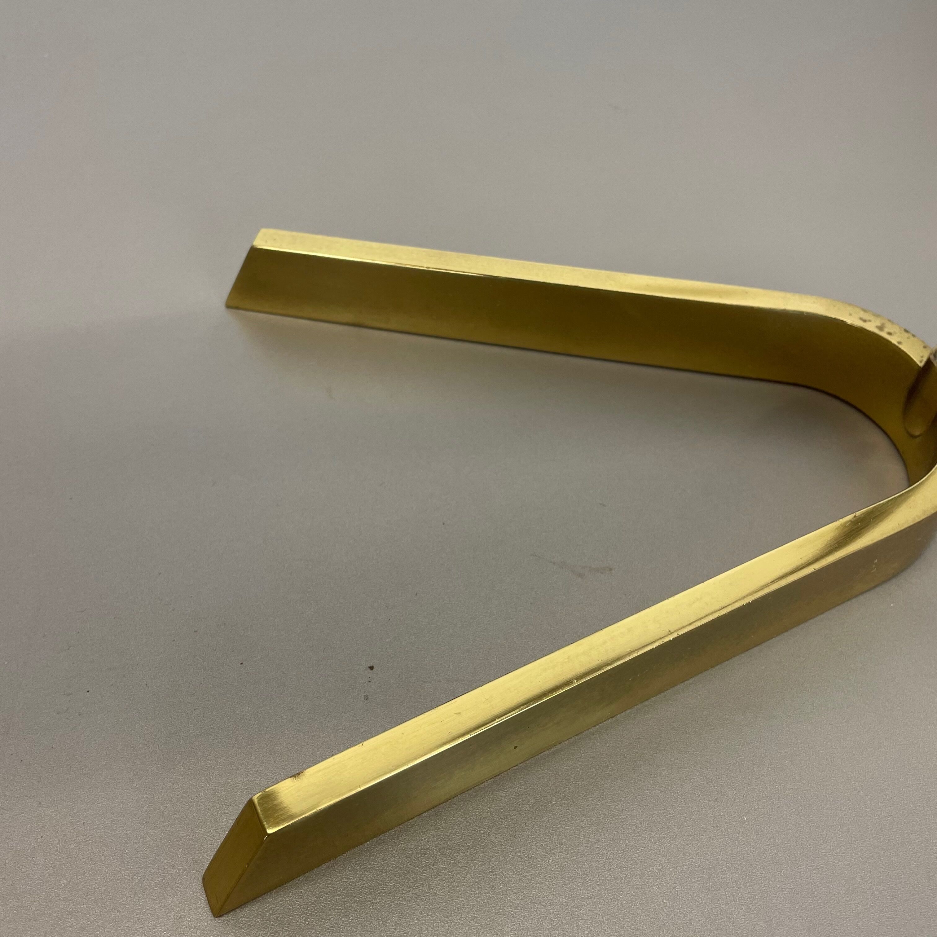 Original Kalmar Style Hollywood Regency Brass Table Light, Austria, 1960s