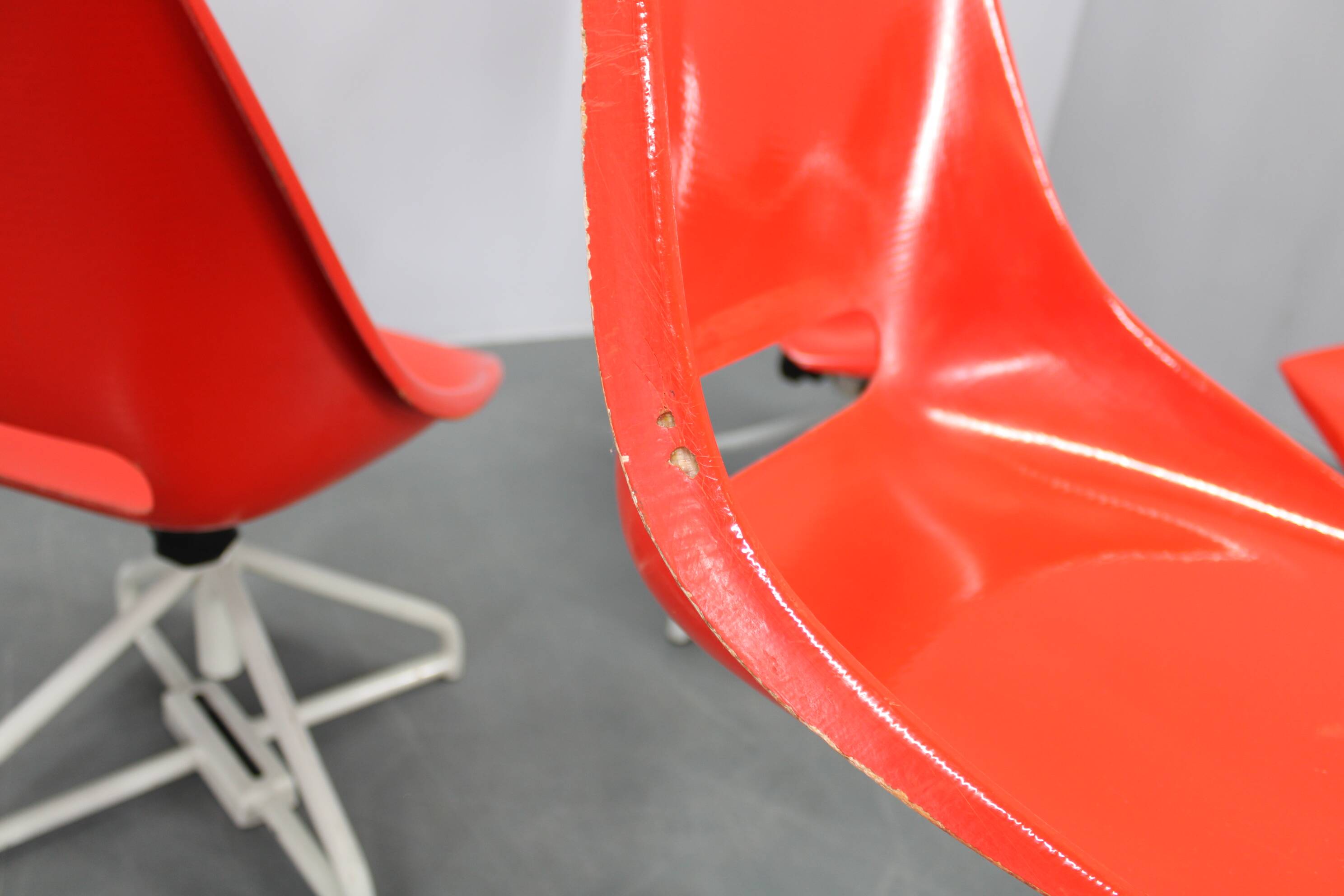 1960s Miroslav Navratil Set of Eight Fiberglass Chairs for Vertex, Czechosl