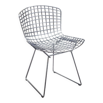 White Wire chair with original cake by Harry Bertoia for Knoll