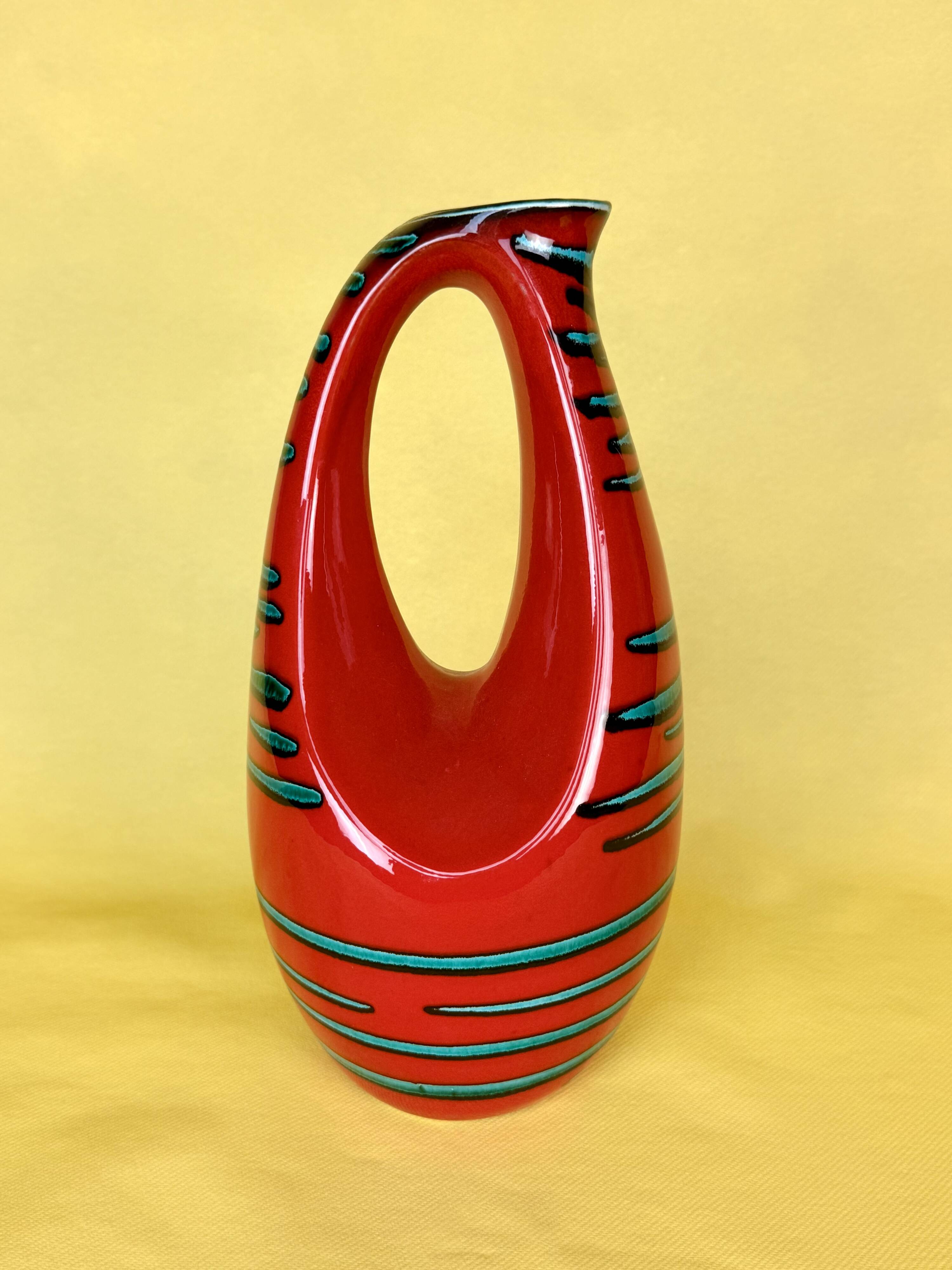 Vase or carafe St Clément