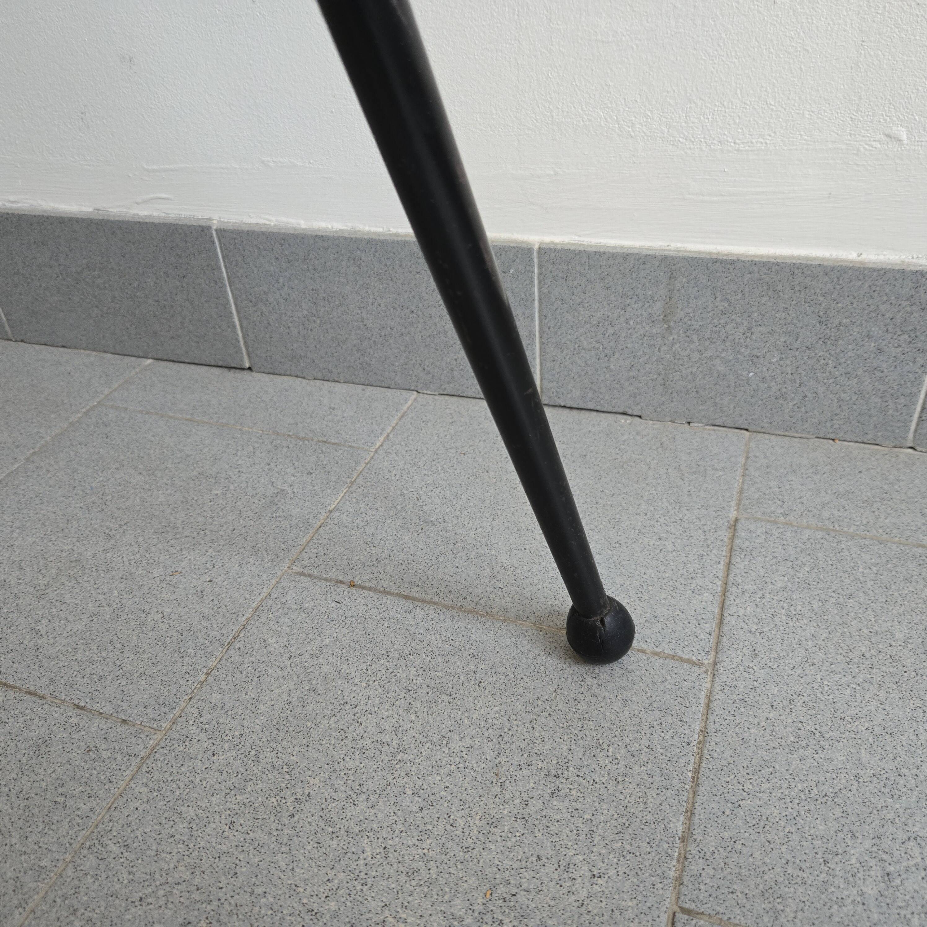 Vintage 1950s bar table