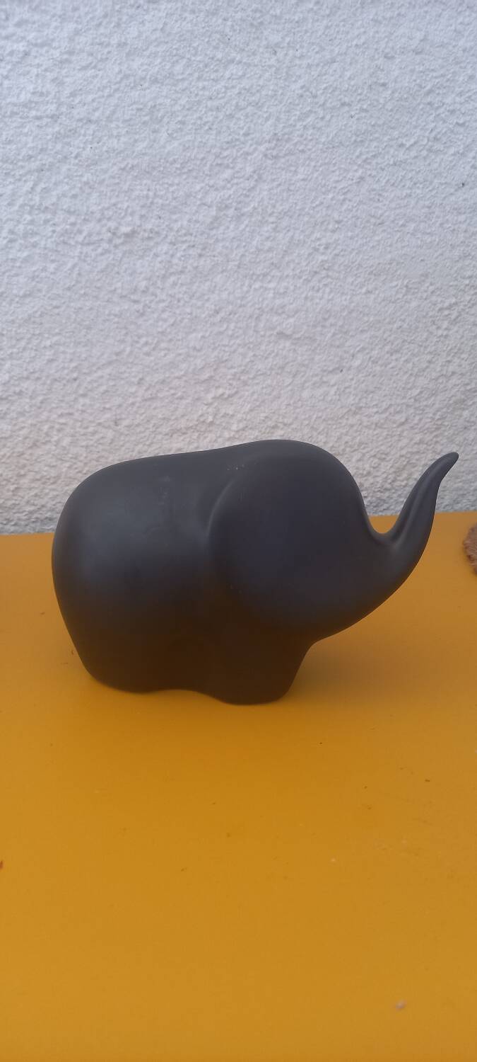 Ceramic elephant