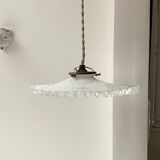 White opaline suspension
