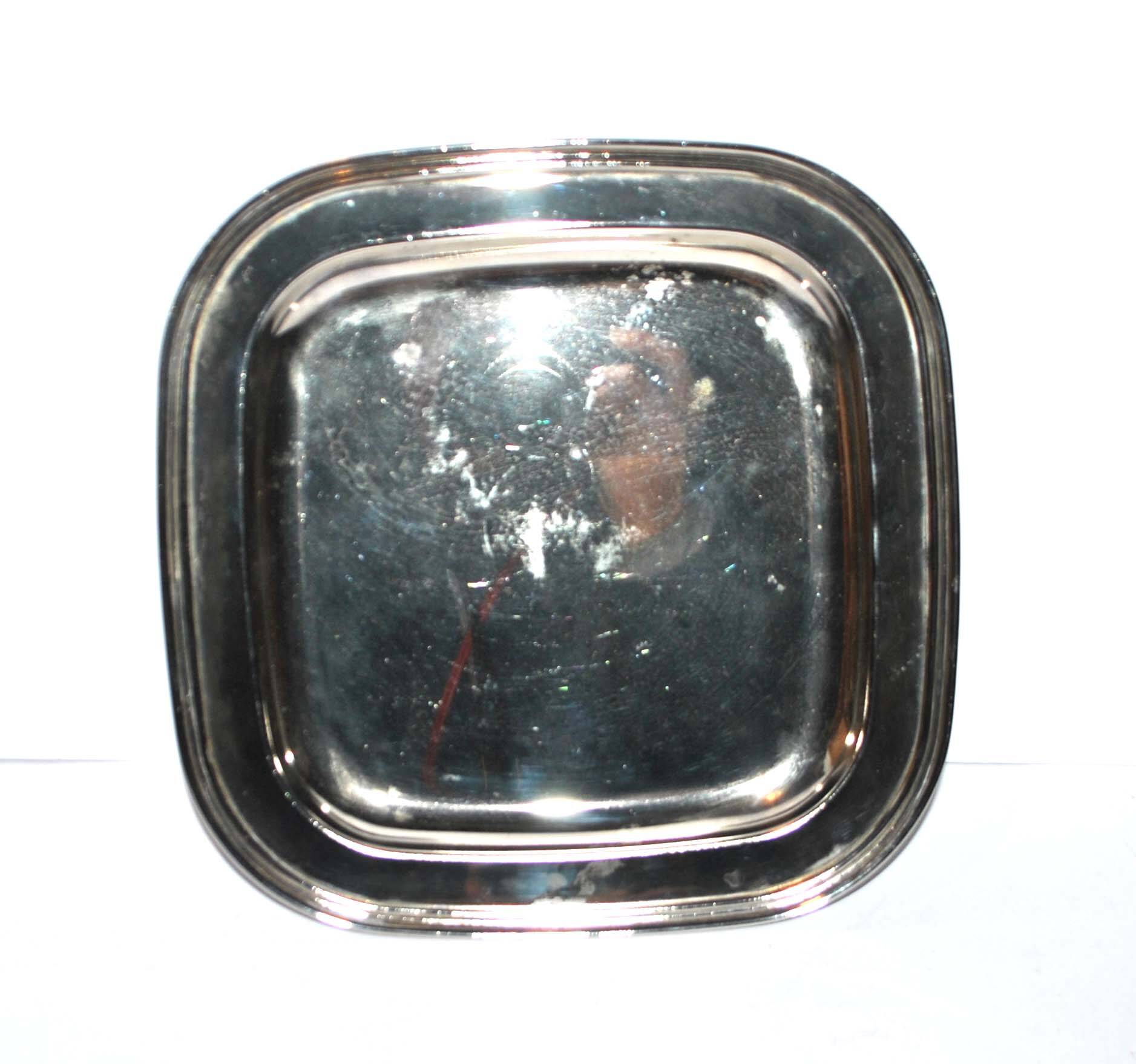 Plateau carré vintage en métal argenté - plat bordure filet 24cm