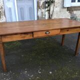 Farm table
