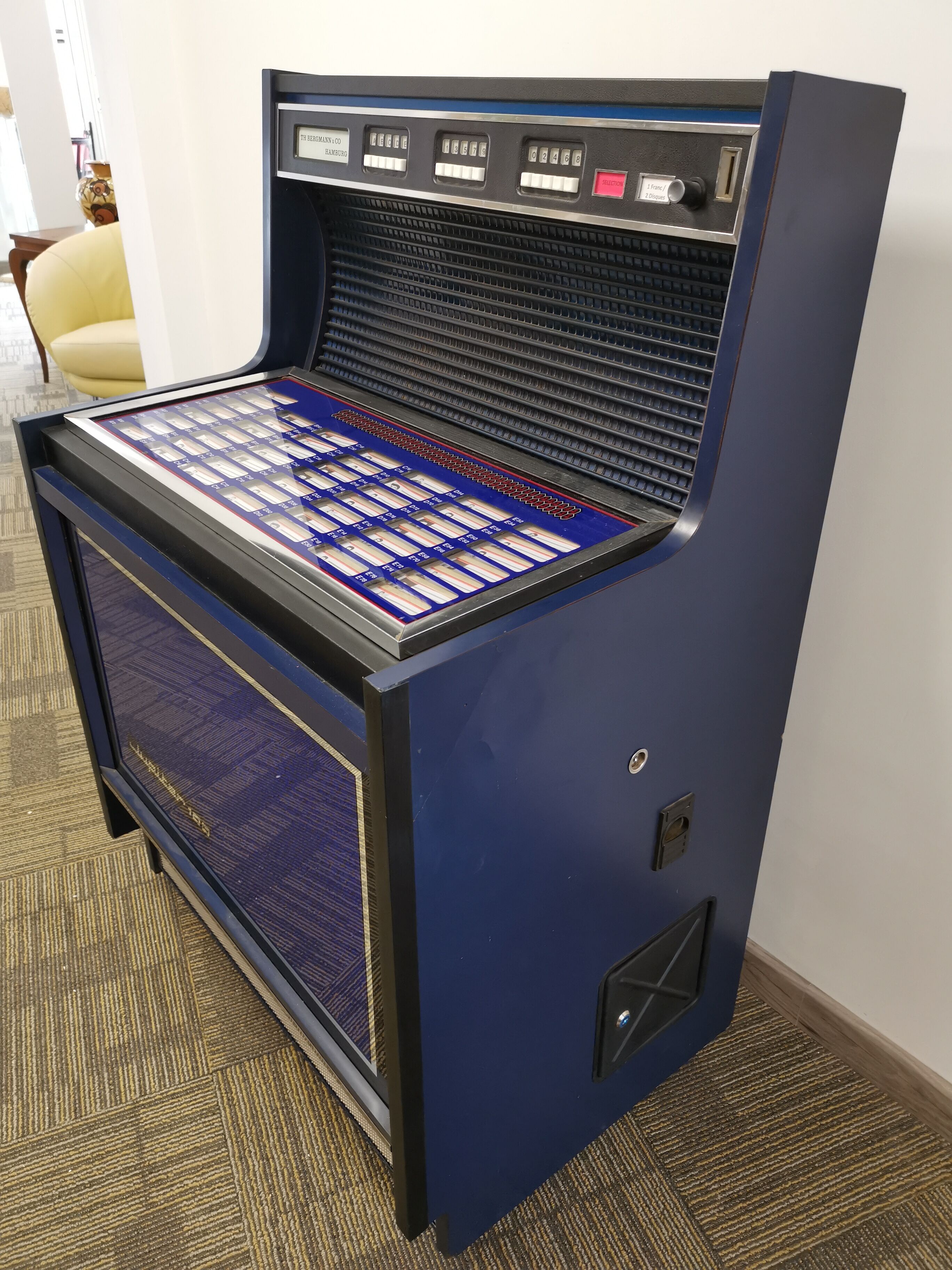 Jukebox Jupiter 100 Year 60