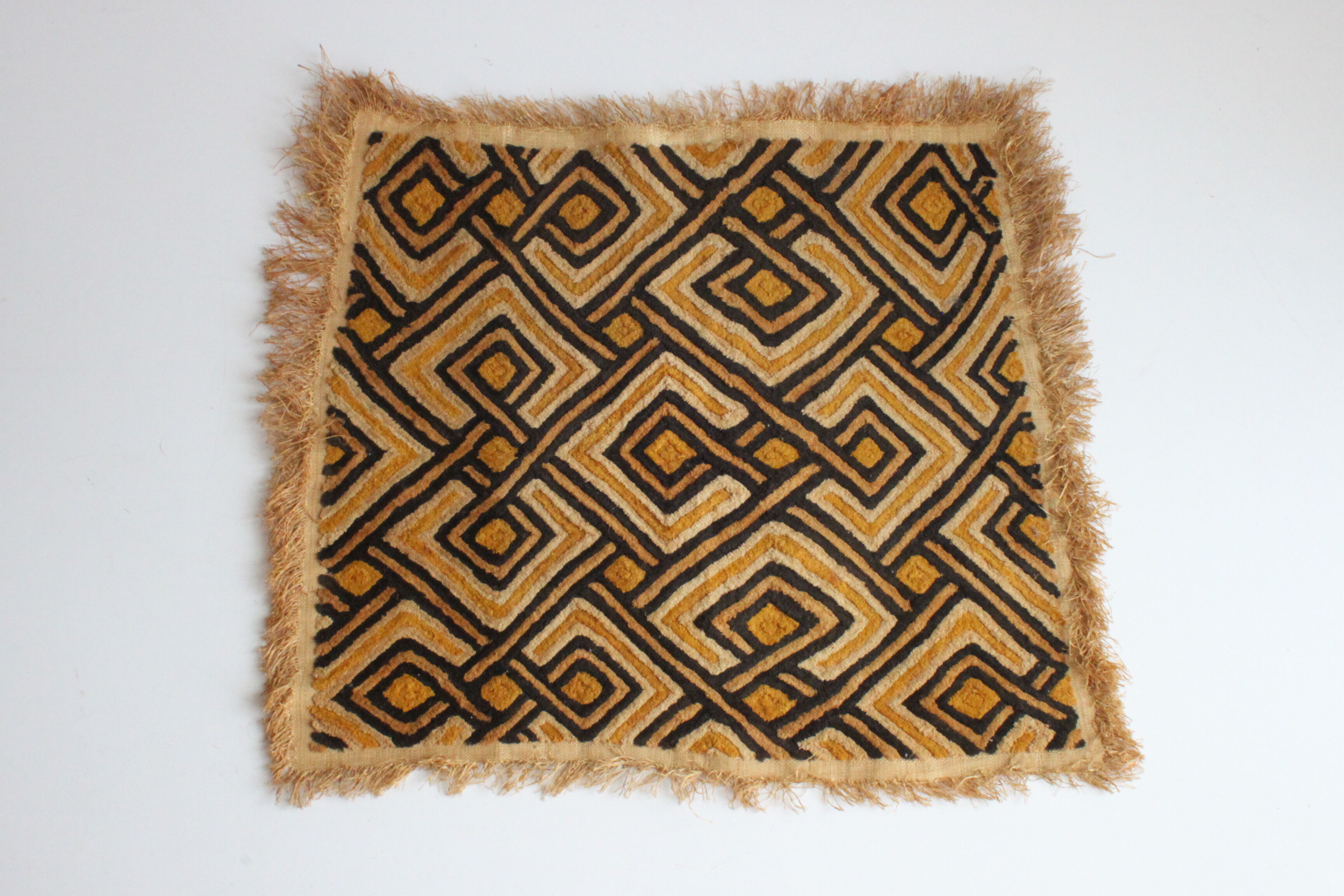 Shoowa rug, velours du Kasaï, Congo 1960s.