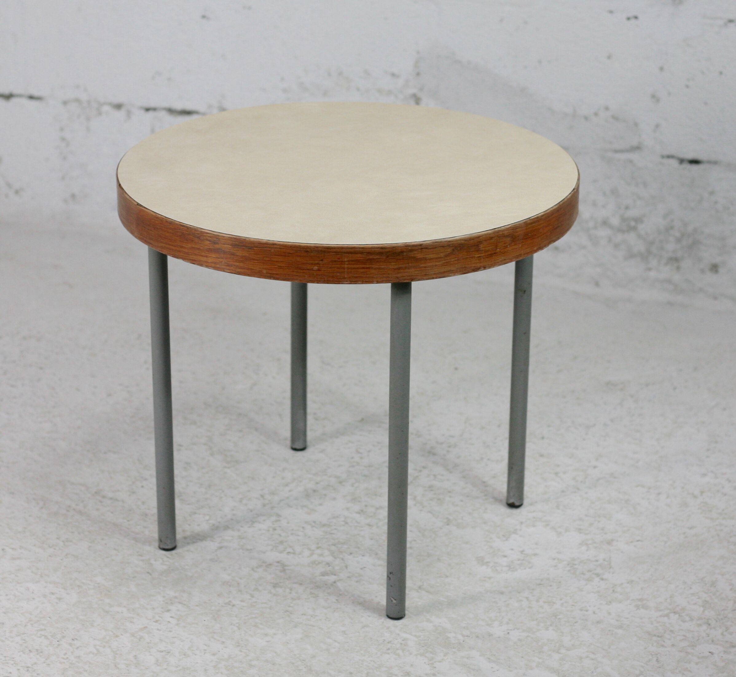 Side table tubular steel base, round top strapping wood, France, circa 1950