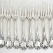 Christofle Marly, 12 silver-plated table forks, excellent condition.
