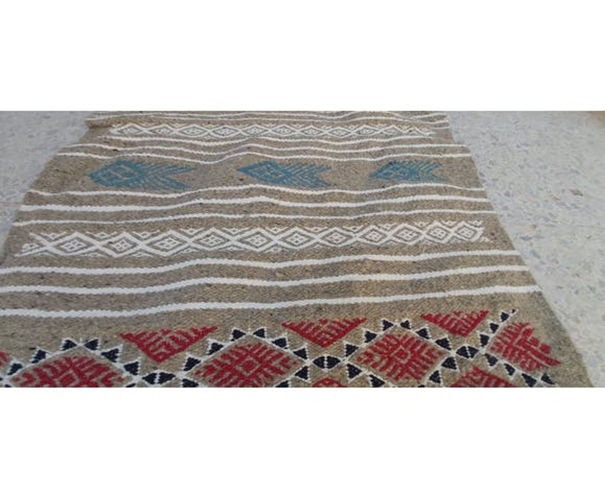 Traditional handmade Berber grey carpet in pure wool 110×70cm
