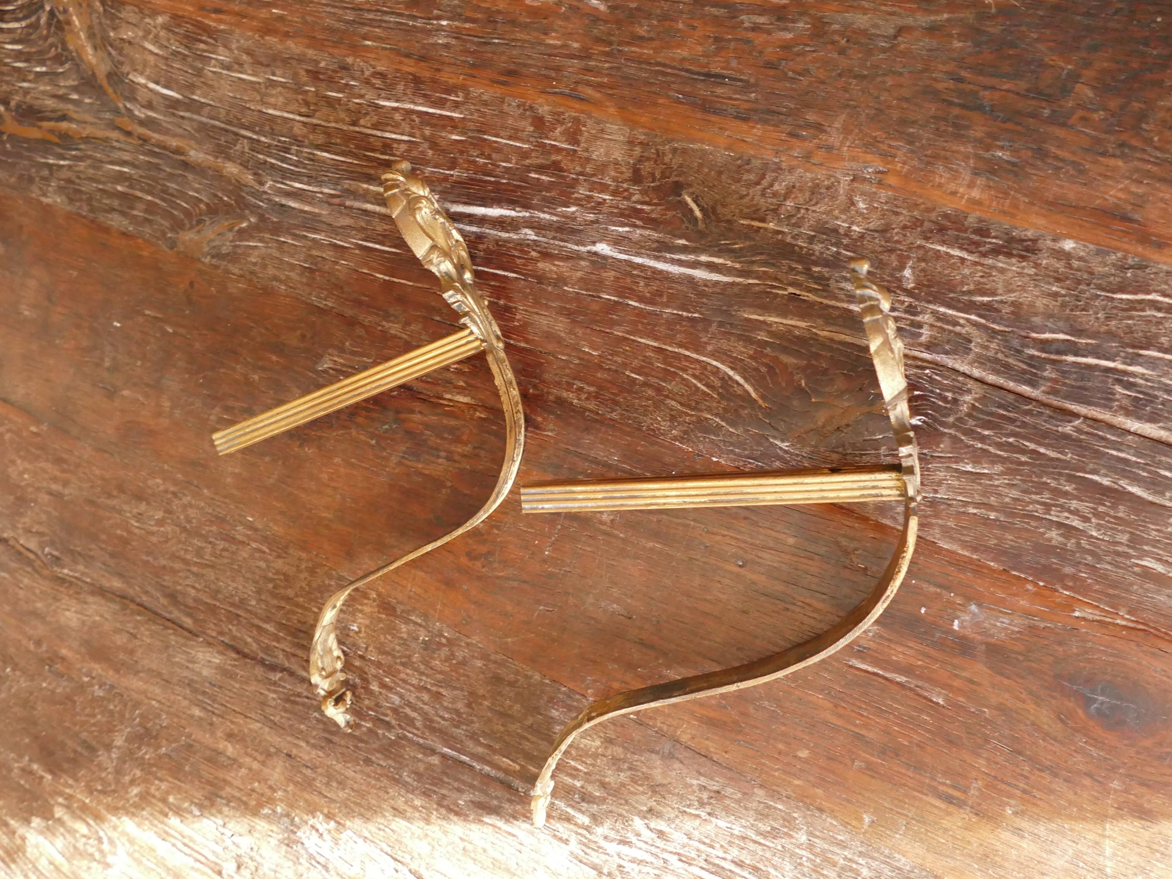 Pair of curtain tiebacks