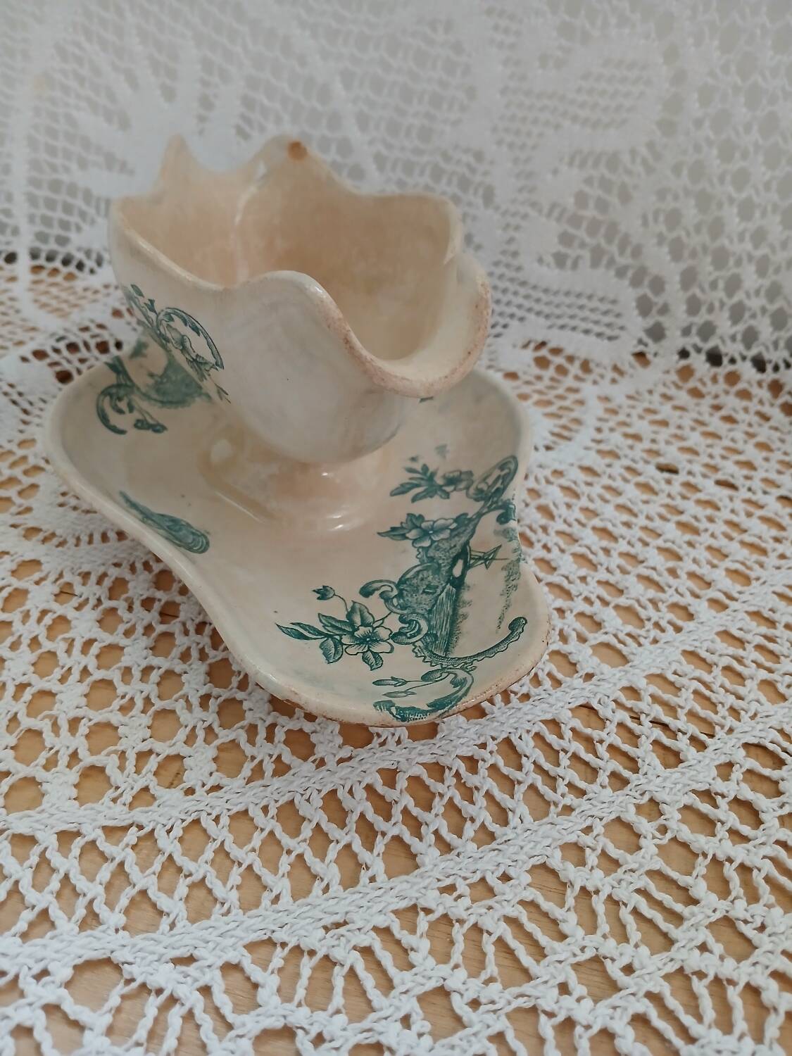 Saucière ancienne en Terre de fer