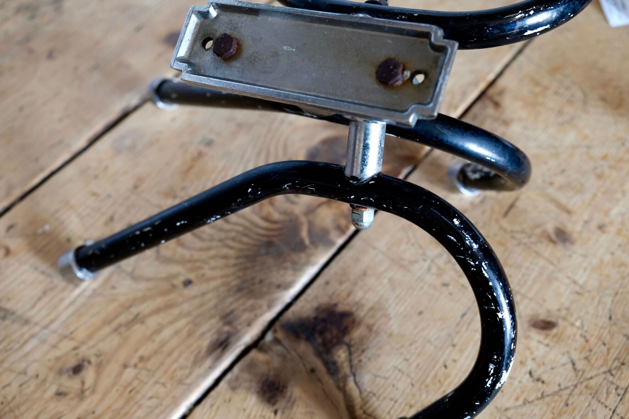 1940s/50s Articulated metal wall hanger
