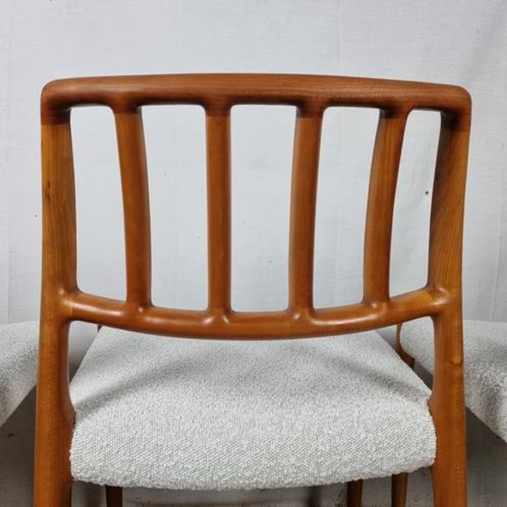 Lot de 4 chaises vintage Niels Otto Møller modèle n°83 1970