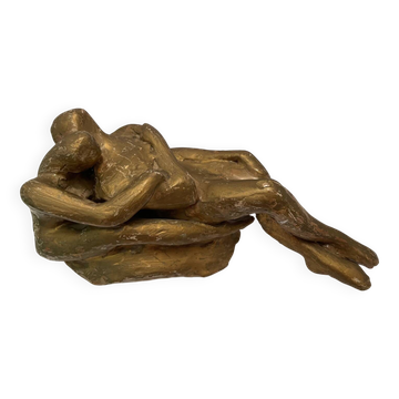 Sculpture of an embracing couple 20th century signed