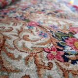 Antique 1920s Persian Kerman rug, floral medallion, red field, 267cm x 364cm