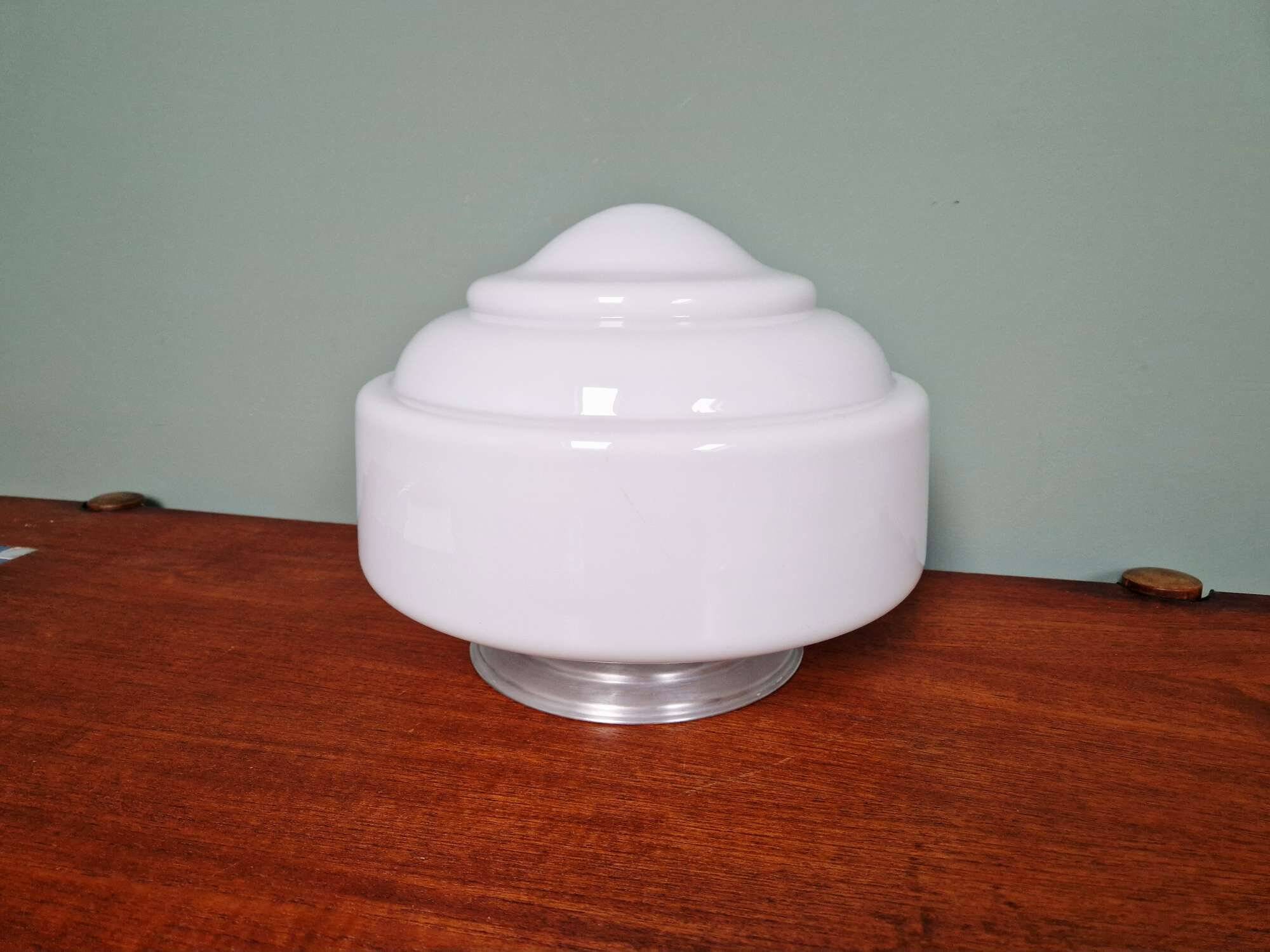 Plafonnier Art Déco en opaline blanche, années 1920-30