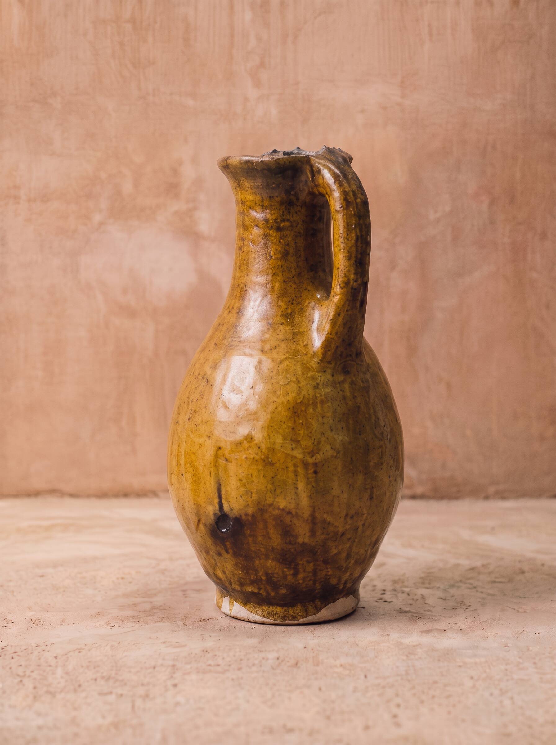 Rolled-Rim Jug