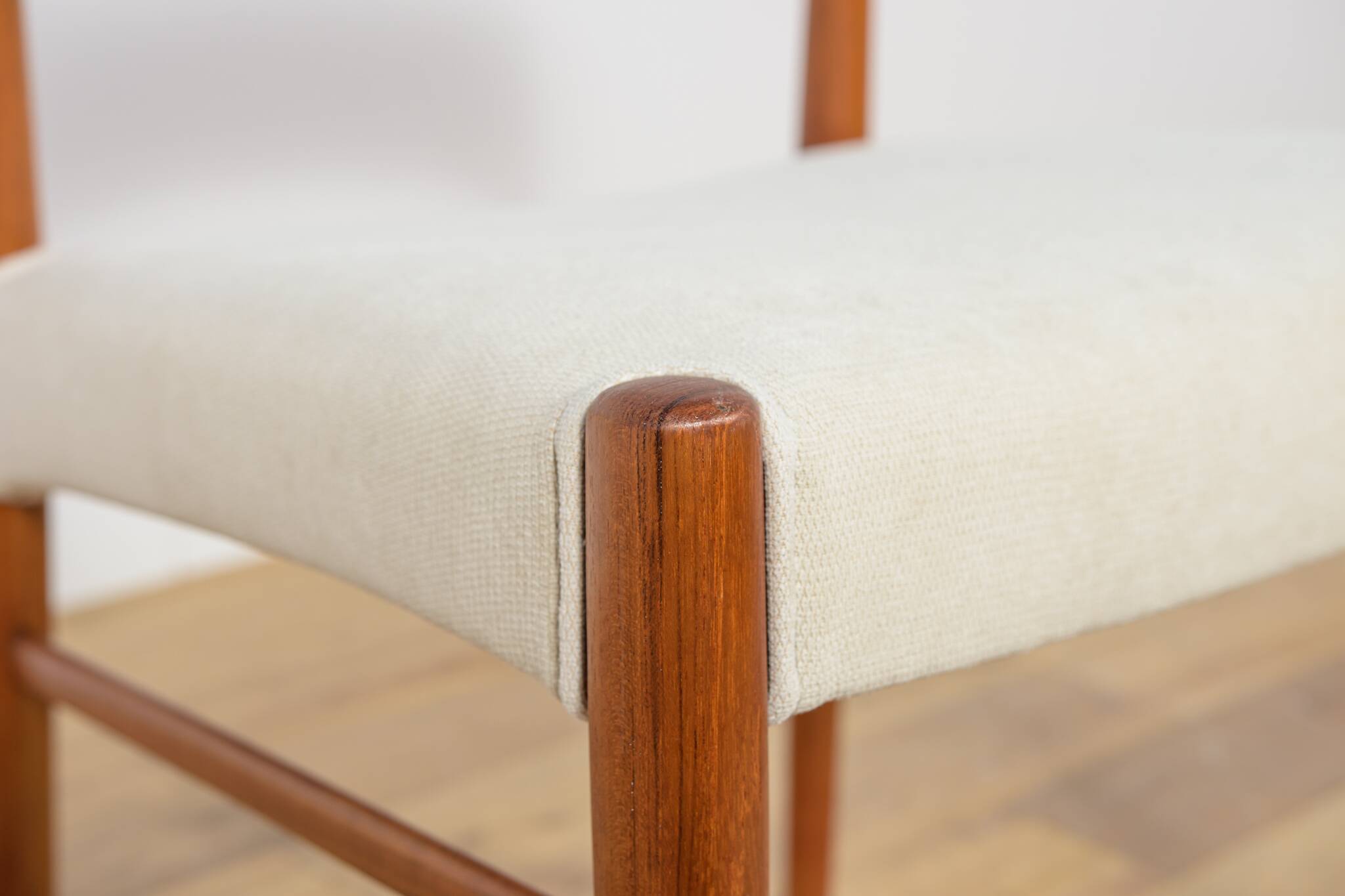 Mid-Century Modern Teak Dining Chairs model 26 by Henry Kjærnulf  for Korup