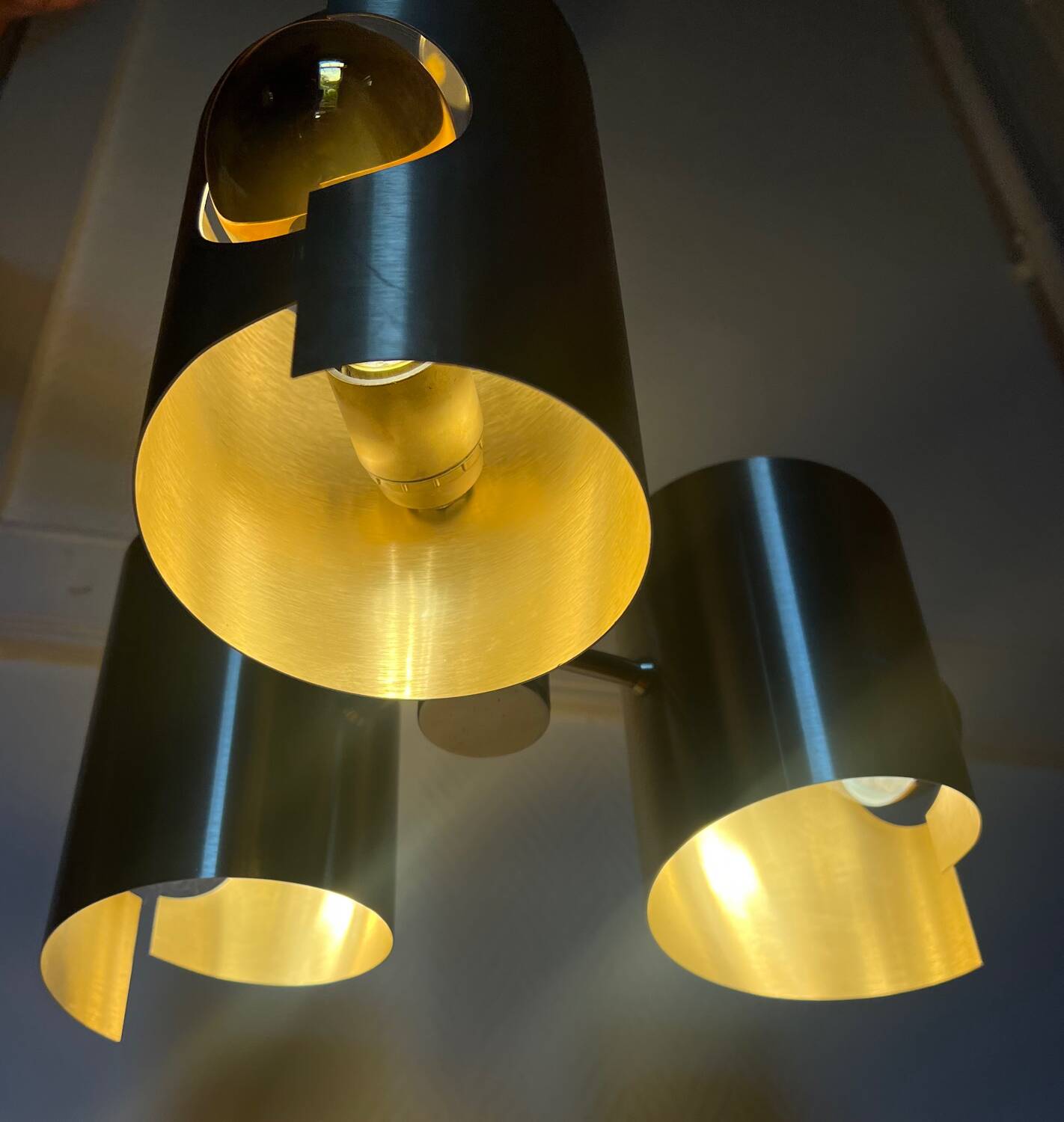 Lustre/suspension space age vintage 1970 alu brosse doree