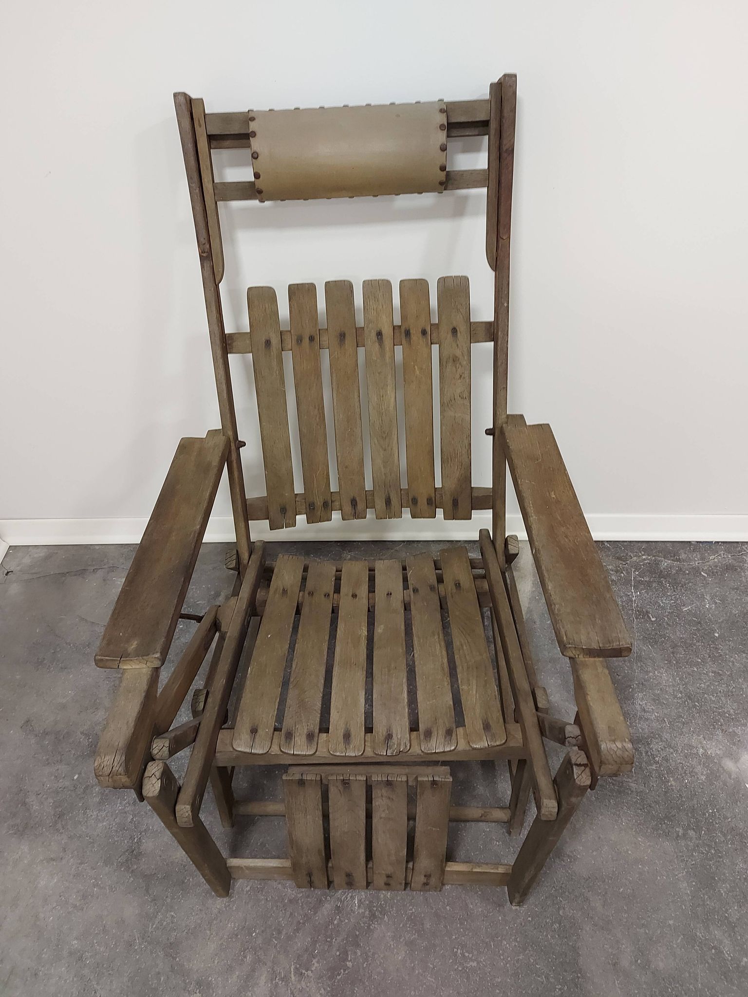Fauteuil Siesta Medizinal N. 44 par Hans et Wassili Luckhardt pour Thonet, années 1930
