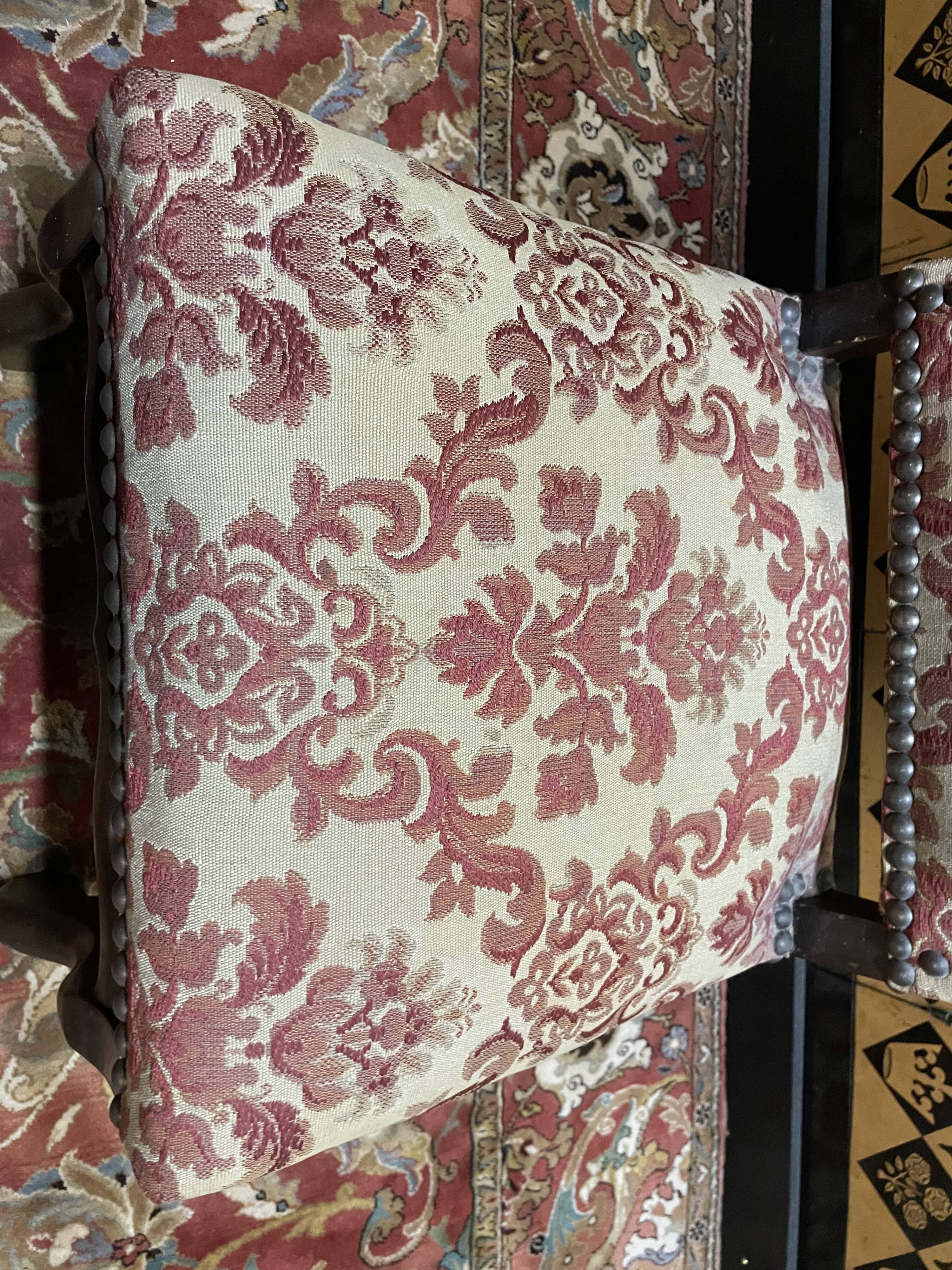 Set of 4 Louis XIII "Sheep bone" chairs