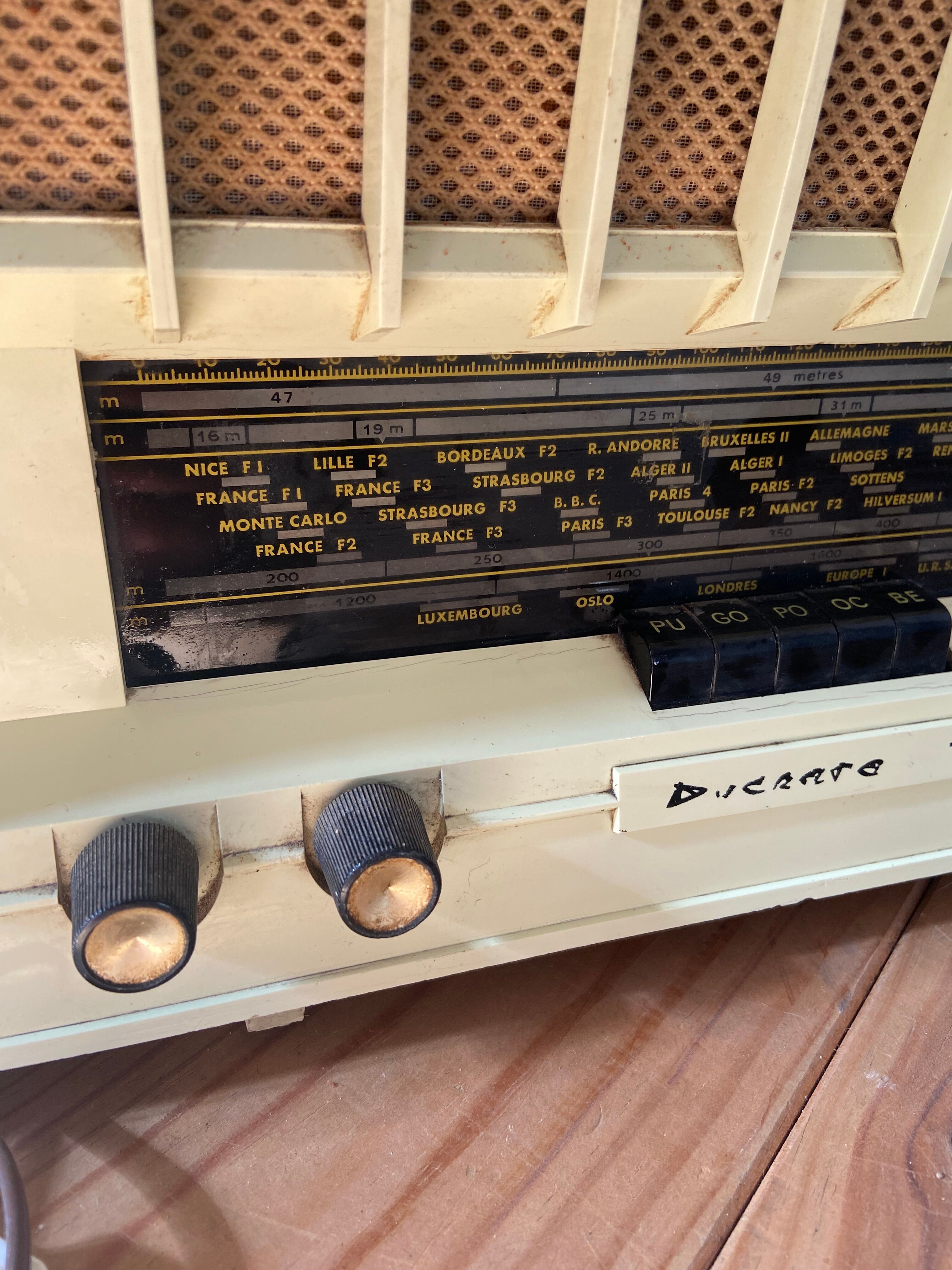 Vintage radio set Ducretet Thomson 50s