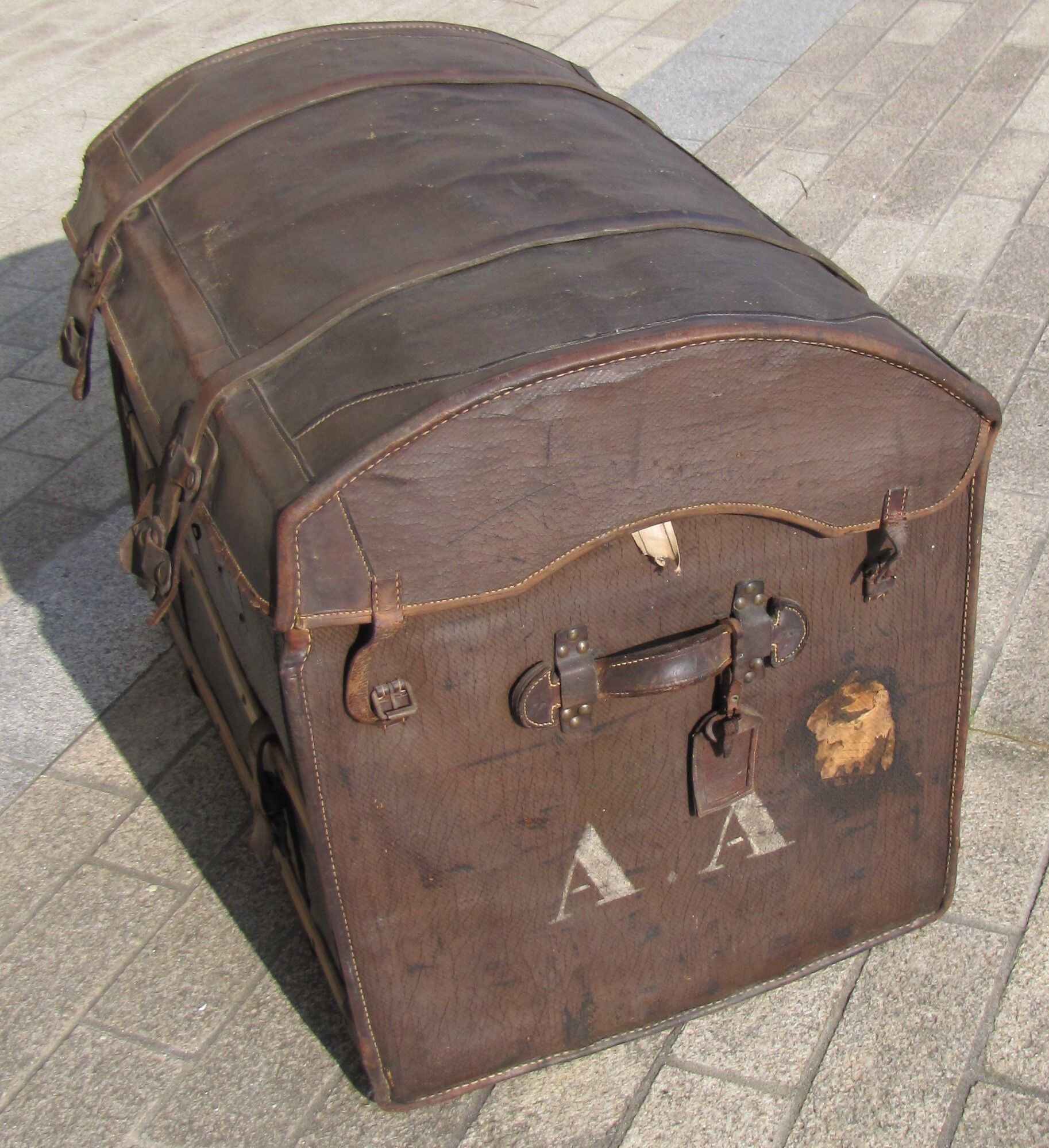 19th Stagecoach trunk