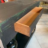 Former trading counter