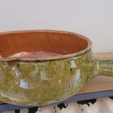Enamelled clay pan