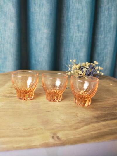 Lot de 27 Verres rosaline Art Déco