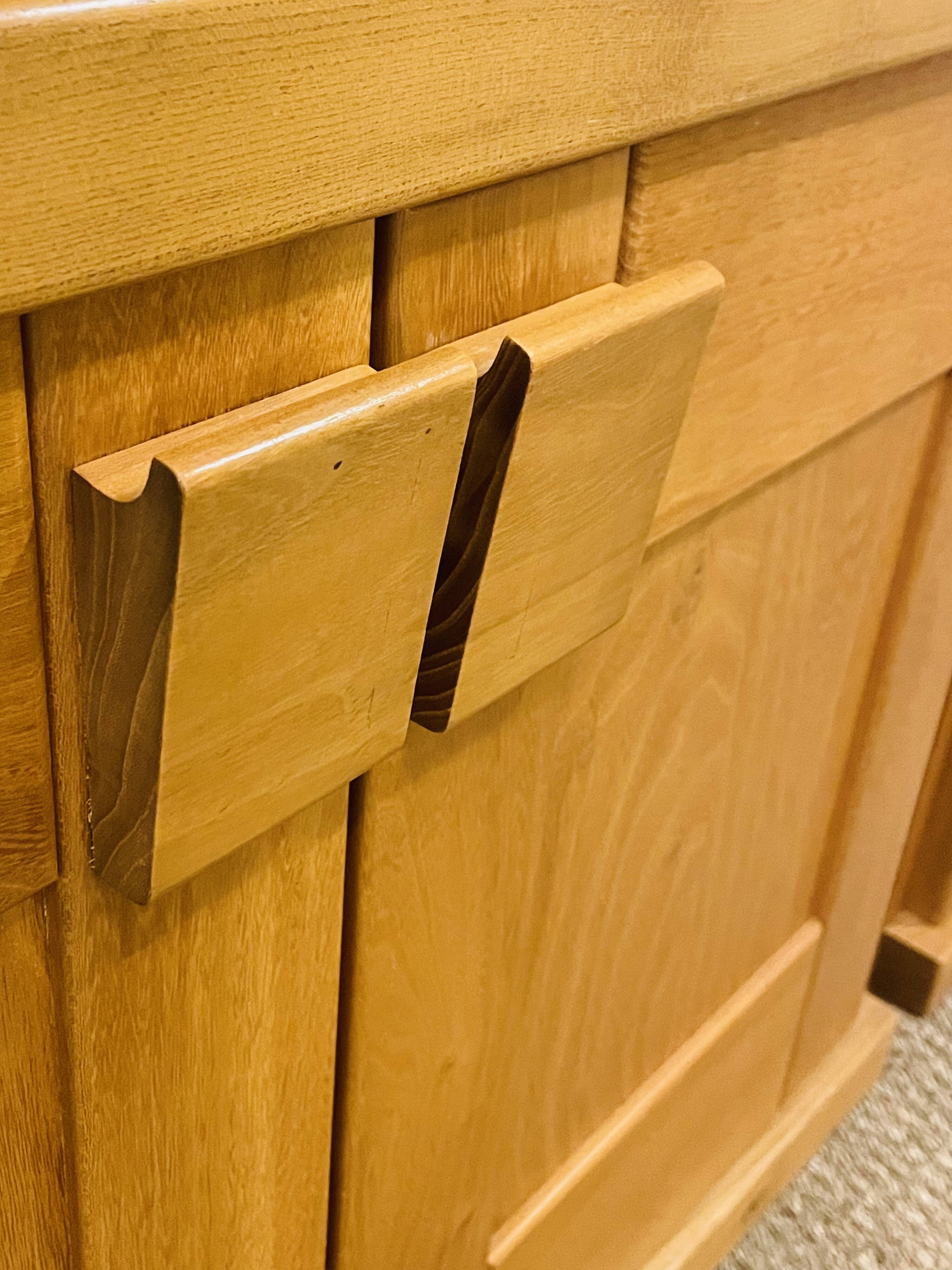 modular library House Regain