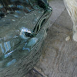 Dame jeanne verre recycle facon panier vert amande