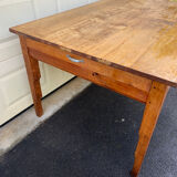 Farm table