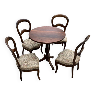 Set of 4 walnut armchairs and table, 19th century